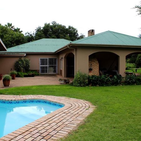 Bietjie Rus Casa de hóspedes Addo Exterior foto